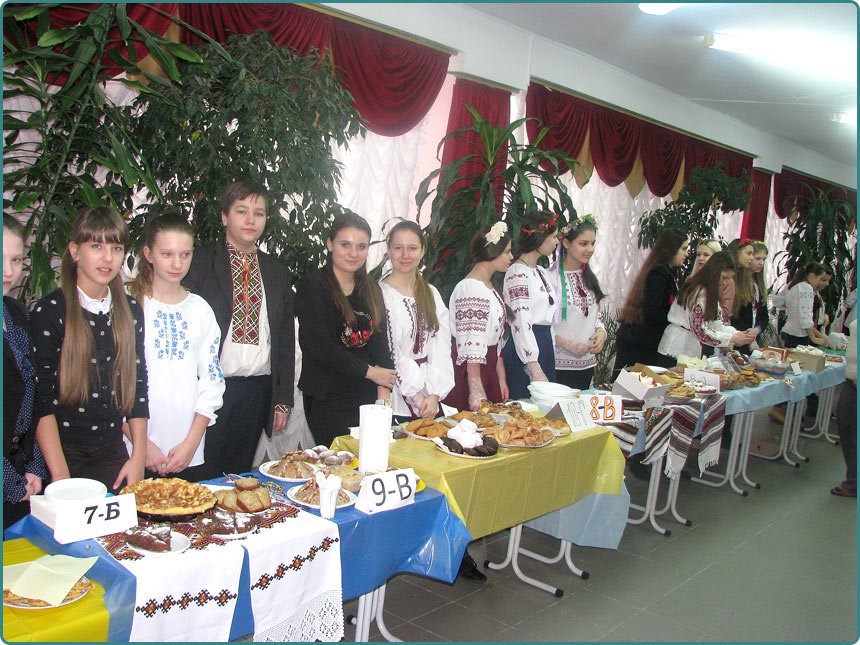 проведення благодійної ярмарки серед учнів Скандинавської гімназії