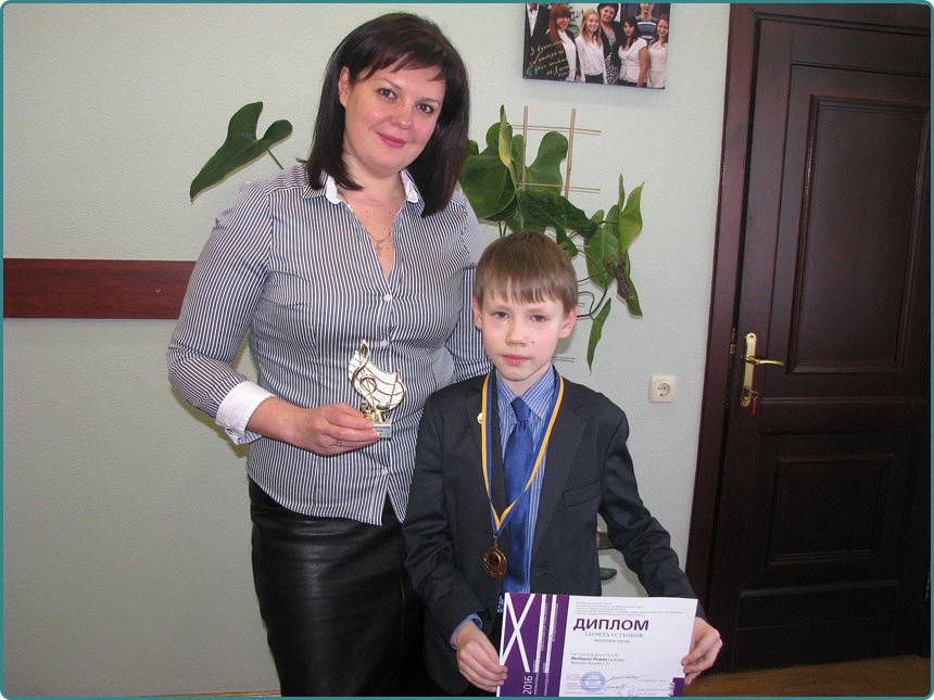 учень 5-Г класу Роман Федюрко – маленький піаніст-віртуоз