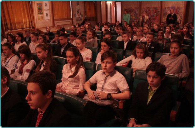 meeting pupils 6 H, 7 B, 8 B grade Scandinavian school of Alexander Gavroche