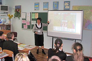 Лауреат конкурсу "Учитель року – 2011" Брикова Л.О